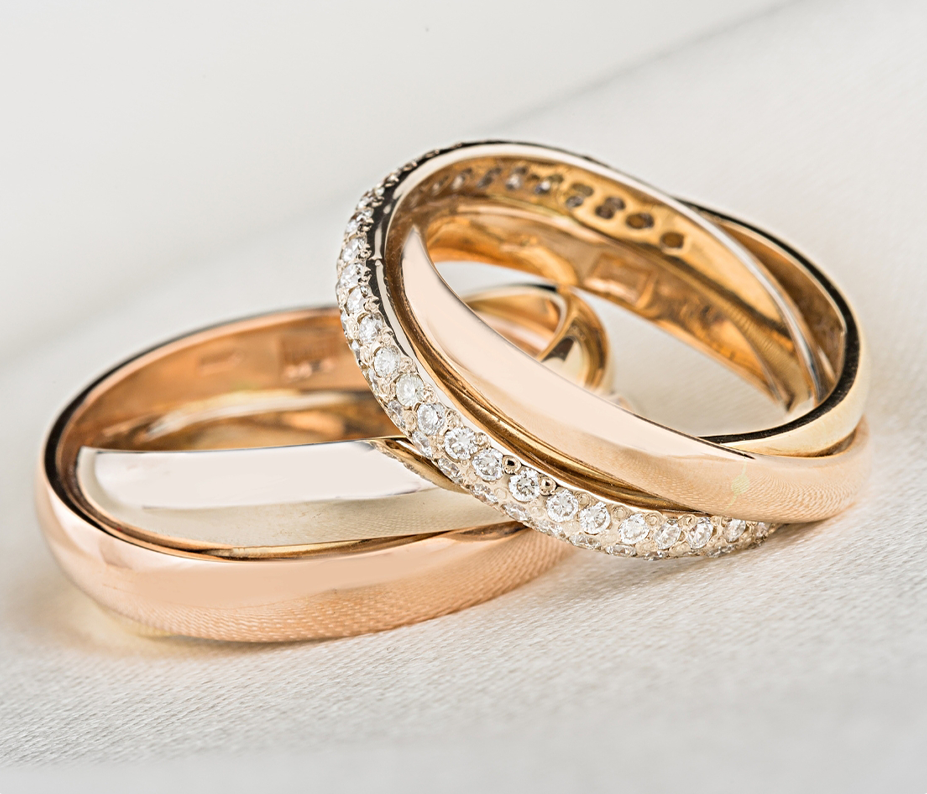 Classic wedding bands: Symbol of love