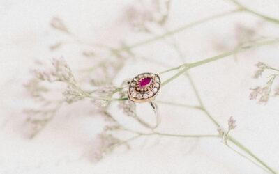 What Makes Antique Engagement Rings Unique?