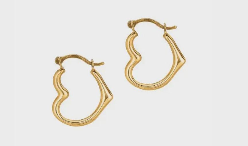 Enchant Her This Holiday: Top Jewelry Gifts for Your Girlfriend