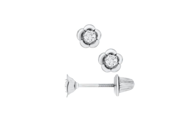 Silver flower stud earrings with diamonds.<br />
