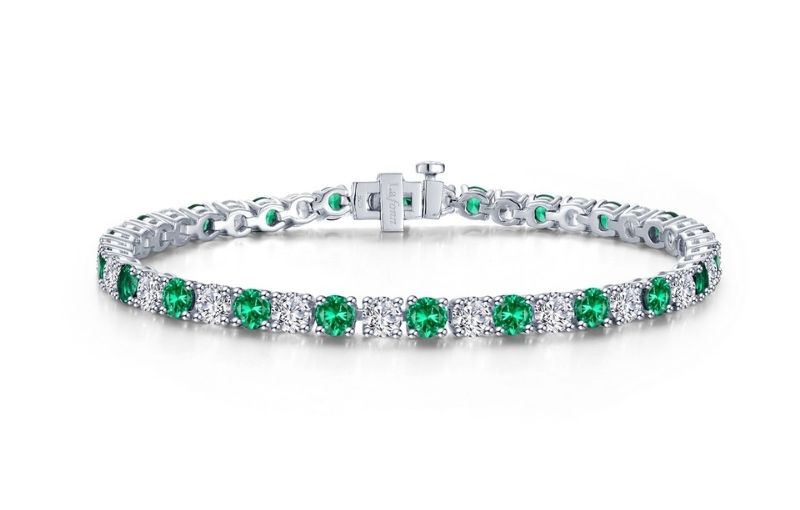 Emerald and diamond tennis bracelet.<br />
