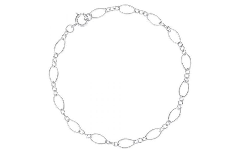 Sterling silver oval link bracelet.